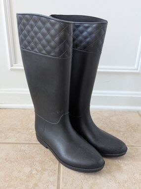 Women's Black Quilted-Top Rain Boots